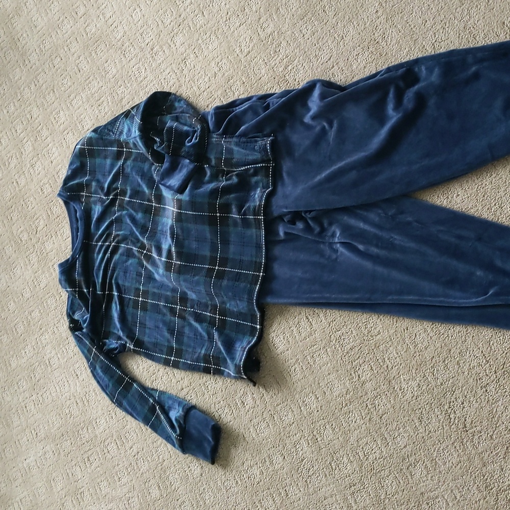 Cuddl duds lounge wear velour set size large